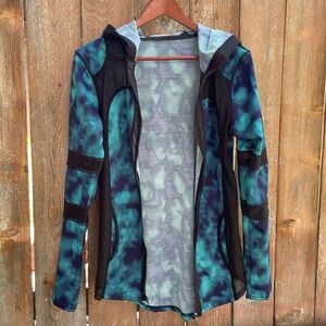 DOLCE BONITA Women’s Full Zip Blue Watercolor Athletic Gym Jacket Size Large